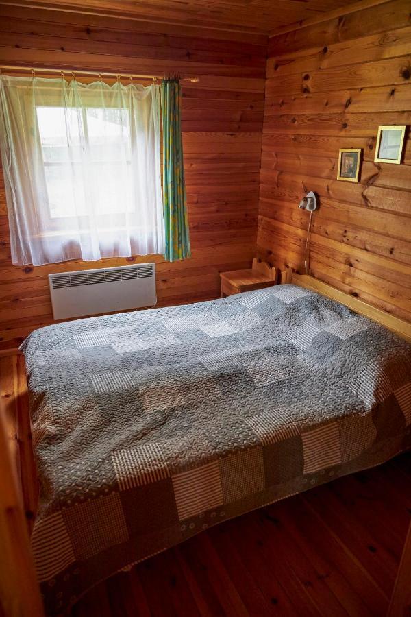 Ezerzemes Guest House Nirza Exterior photo